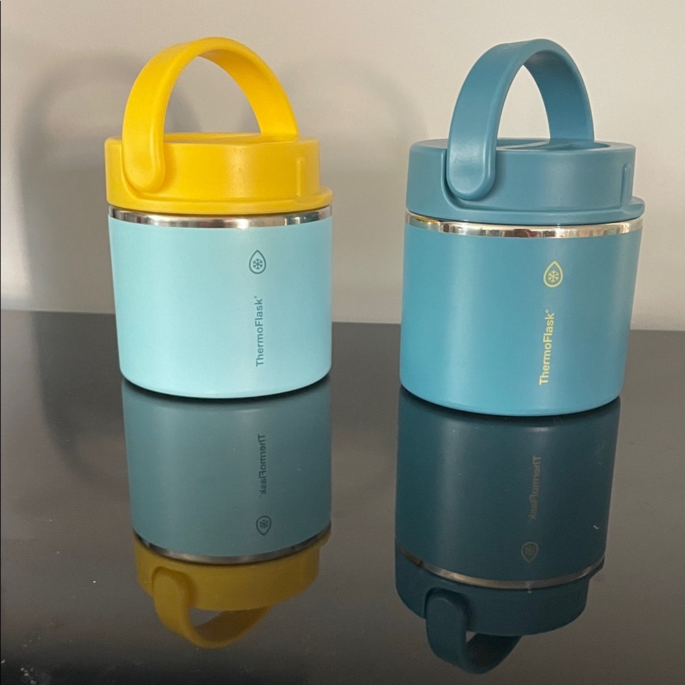 Thermoflask 20Oz each Insulated Food Jars - Yellow and Blue